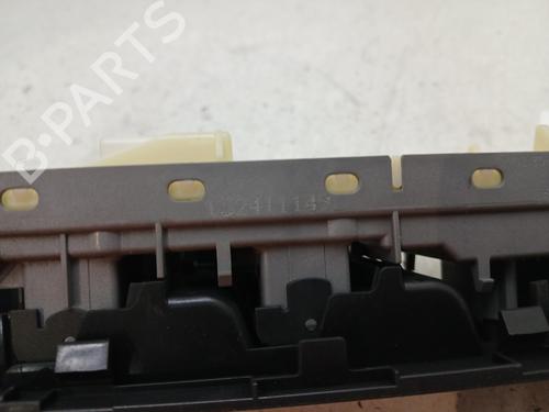 Left front window switch TOYOTA AURIS (_E18_) 1.8 Hybrid (ZWE186_, ZWE186R) | BP39027075I27 - Image 3