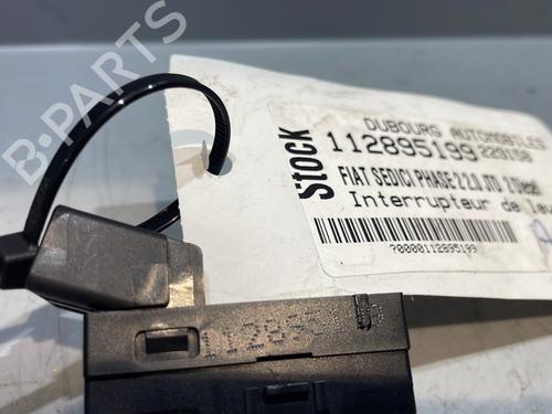 Used Right front window switch Right front window switch FIAT SEDICI (189_) 2.0 D Multijet (135 hp) 29466577 29466577