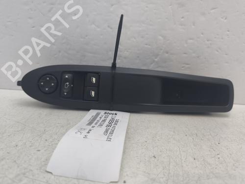 Used Left front window switch CITROËN DS4 (NX_) 2.0 BlueHDi 150 (150 hp) 30701146