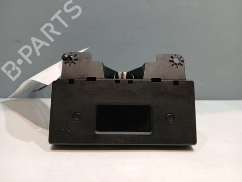 Used Display monitor PEUGEOT 206 Hatchback (2A/C) 1.4 i (75 hp) 30378912