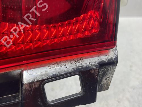 rear-fog-light-peugeot-2008-i-cu_-2013-33316674 main image