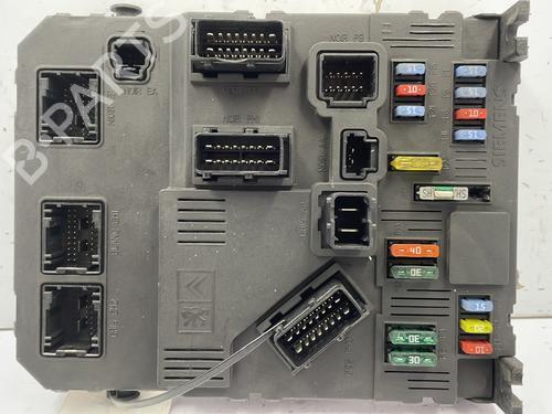 Used Fuse box PEUGEOT 206 Hatchback (2A/C) 1.4 HDi eco 70 (68 hp) 22843657
