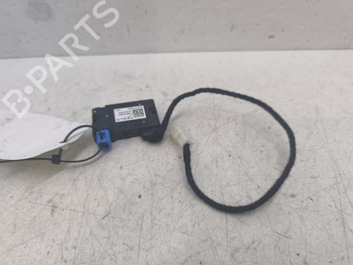 Used Electronic module Electronic module TESLA MODEL Y (5YJY) Long Range All-wheel Drive (514 hp) 31581410 31581410