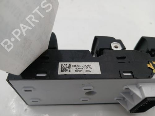 Right front window switch KIA STONIC (YB) 1.0 T-GDi | BP35961319I26 - Image 5