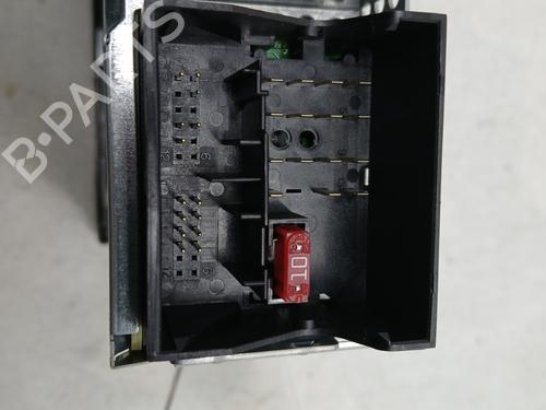 Used Radio Radio CITROËN C3 II (SC_) 1.4 HDi 70 (SC8HZC, SC8HR0, SC8HP4) (68 hp) 32281044 32281044