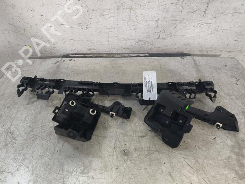 Used Rear bumper bracket RENAULT CLIO V (B7_) 1.5 Blue dCi 85 (B7AG) (86 hp) 27507108
