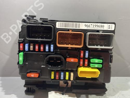 Used Fuse box DS DS 3 (SA_) 1.2 VTi 82 (SAHMZ6) (82 hp) 29466495