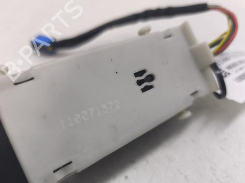 Used Switch Switch MERCEDES-BENZ C-CLASS (W203) C 220 CDI (203.008) (150 hp) 27861469 27861469