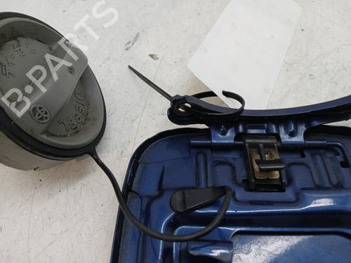 Used Fuel flap Fuel flap TOYOTA RAV 4 II (_A2_) 2.0 D 4WD (CLA20_, CLA21_, CLA20R, CLA21R) (116 hp) 31582126 31582126