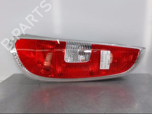 Used Right taillight SKODA ROOMSTER (5J7) 1.2 TSI (86 hp) 22813384