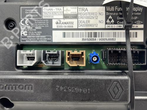 display-monitor-renault-zoe-bfm_-2012-24886590 main image