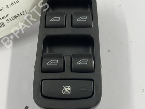 Used Switch Switch VOLVO V50 (545) 2.0 D (136 hp) 22816578 22816578