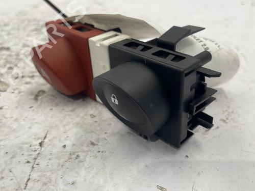 Used Warning switch Warning switch RENAULT MEGANE II Coupé-Cabriolet (EM0/1_) 2.0 (135 hp) 25280558 25280558
