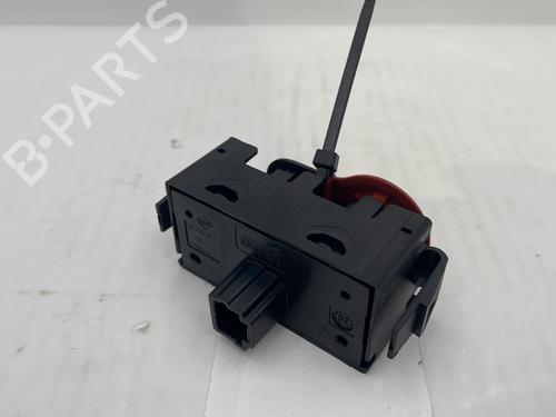 warning-switch-renault-twingo-iii-bcm_-bca_-2014-31643183 main image