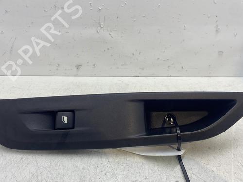 Used Right front window switch PEUGEOT 208 II (UB_, UP_, UW_, UJ_) e-208 (136 hp) 30045698