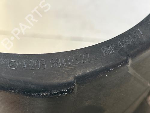 wheel-arch-mercedes-benz-c-class-w203-2000-2001-2002-2003-2004-2005-2006-2007-36763863 main image