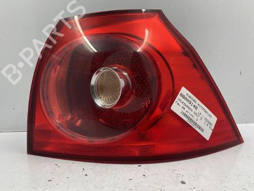Used Right taillight Right taillight VW GOLF V (1K1) 1.9 TDI (105 hp) 22835663 22835663