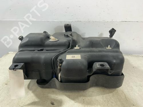 adblue-tank-renault-trafic-iii-van-fg_-2014-40221952 main image