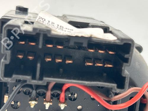 Used Switch Switch RENAULT CLIO IV (BH_) 1.5 dCi 90 (90 hp) 39894229 39894229