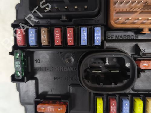 Fuse box CITROËN C3 II (SC_) 1.4 HDi 70 (SC8HZC, SC8HR0, SC8HP4) | BP26906780E1 
