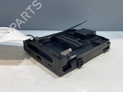 Used Card reader RENAULT MEGANE III Hatchback (BZ0/1_, B3_) 1.5 dCi (BZ0C) (90 hp) 30497421