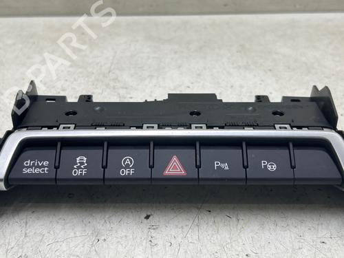warning-switch-audi-a3-sportback-8ya-8yf-2019-40443219 main image