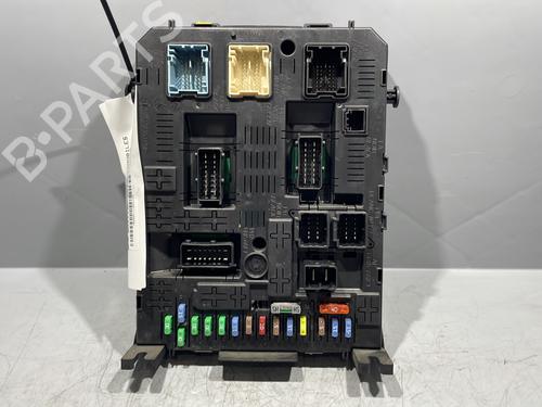 Used Fuse box PEUGEOT 308 I (4A_, 4C_) 1.6 HDi (92 hp) 28370028