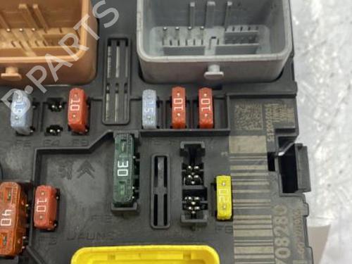 Used Fuse box PEUGEOT 307 (3A/C) 1.6 HDi (90 hp) 22842457