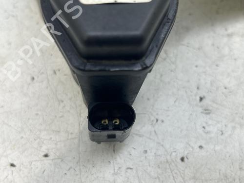 Used Electric handbrake Electric handbrake 38030021 38030021