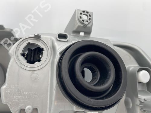 Scheinwerfer rechts FIAT SCUDO Van (220_) 2.0 JTD | BP30886008C29 