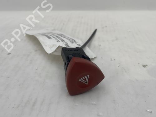 Bouton de warning RENAULT TRAFIC II Bus (JL) 2.0 dCi 115 (JL00, JL01, JL0H, JL0M, JL0U) (114 hp) 31948045