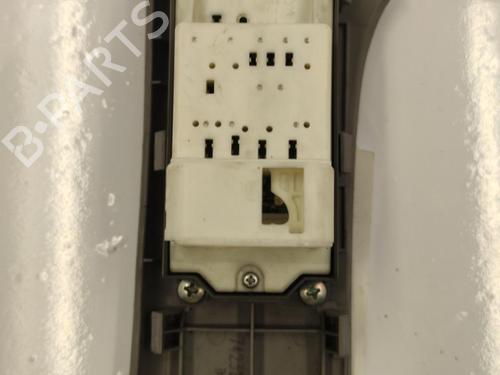 Used Switch Switch TOYOTA YARIS (_P9_) 1.4 D-4D (NLP90_, NLP90R) (90 hp) 22828901 22828901