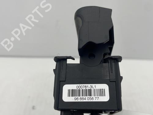 switch-peugeot-3008-i-mpv-0u_-2009-2010-2011-2012-2013-2014-2015-2016-2017-32008889 main image