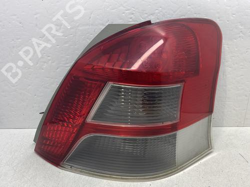 Højre baglygte TOYOTA YARIS (_P9_) 1.4 D-4D (NLP90_, NLP90R) (90 hp) 32856579