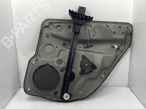 Used Rear left window mechanism Rear left window mechanism VW BORA I (1J2) 1.9 TDI (101 hp) 25833324 25833324