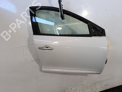 Used Right front door RENAULT MEGANE III Hatchback (BZ0/1_, B3_) 1.9 dCi (BZ0N, BZ0J) (131 hp) 25603091