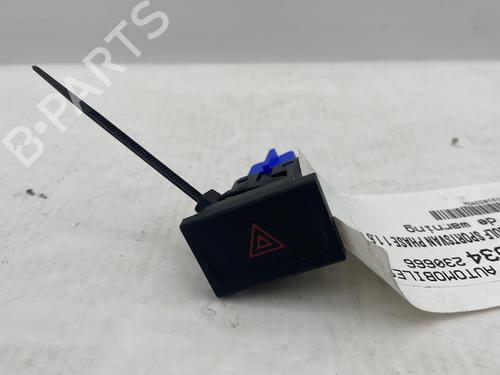 warning-switch-vw-golf-sportsvan-vii-am1-an1-2014-2015-2016-2017-2018-2019-2020-32313810 main image