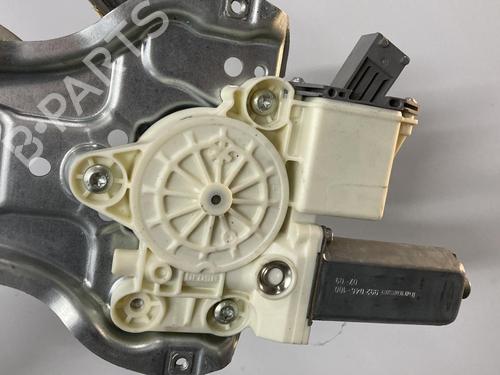 Front right window mechanism TOYOTA AVENSIS (_T25_) 2.0 D-4D (ADT250_, ADT250R) | BP22816982C23 