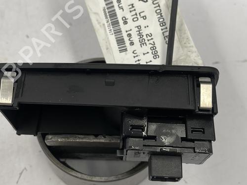 Used Right front window switch Right front window switch ALFA ROMEO MITO (955_) 1.4 (955.AXB1B, 955.AXU1A) (78 hp) 22829396 22829396
