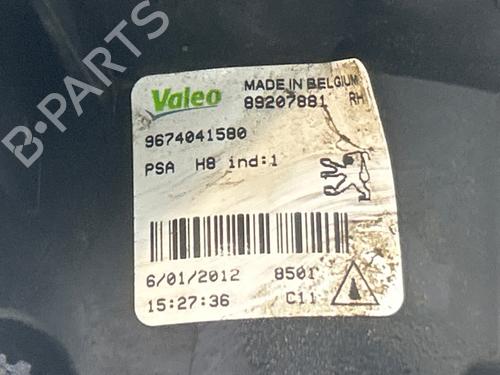 Used Right front fog light Right front fog light PEUGEOT 308 SW I (4E_, 4H_) 1.6 HDi (92 hp) 40495195 40495195