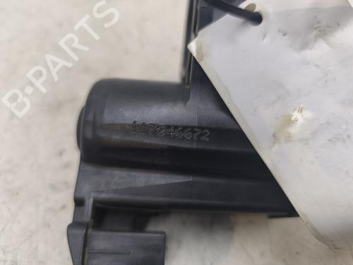 Electric handbrake PEUGEOT 308 II (LB_, LP_, LW_, LH_, L3_) 1.6 HDi / BlueHDi 115 | BP30882098E5