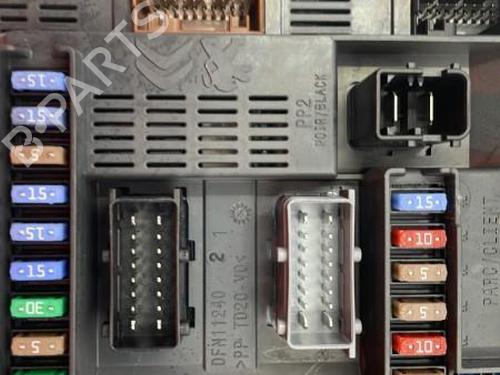 Fuse box PEUGEOT 208 I (CA_, CC_) 1.4 HDi | BP22838420E1