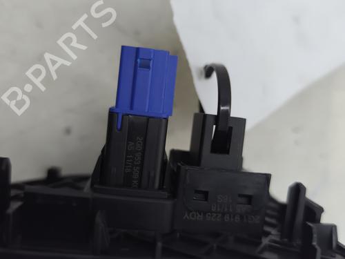 Warning switch VW POLO VI (AW1, BZ1, AE1) 1.0 TSI | BP29582086I22 - Image 3