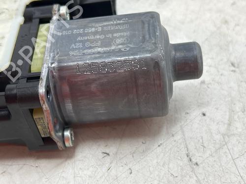 Used Rear right window mechanism Rear right window mechanism VW TOURAN (5T1) 1.6 TDI (110 hp) 35886897 35886897