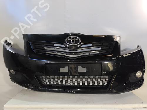 Used Front bumper TOYOTA VERSO (_R2_) 2.0 D-4D (AUR20_, AUR20R) (126 hp) 29432021