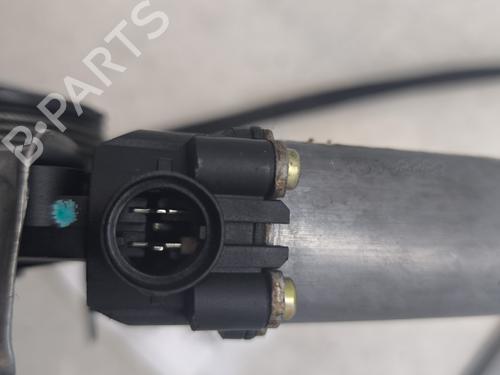 Lève-vitre avant droit RENAULT SCÉNIC I MPV (JA0/1_, FA0_) 1.6 (JA00, JA16, JA15, JA19, JA1V, JA2B, JA2C, JA0B,... | BP30672227C23