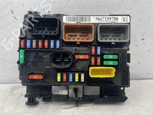 Fuse box CITROËN C3 II (SC_) 1.0 VTi 68 | BP23829303E1 - Image 5