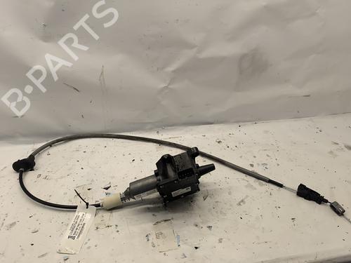 Elektrisk parkeringsbremse PEUGEOT 3008 I MPV (0U_) 1.6 HDi (112 hp) 32103384