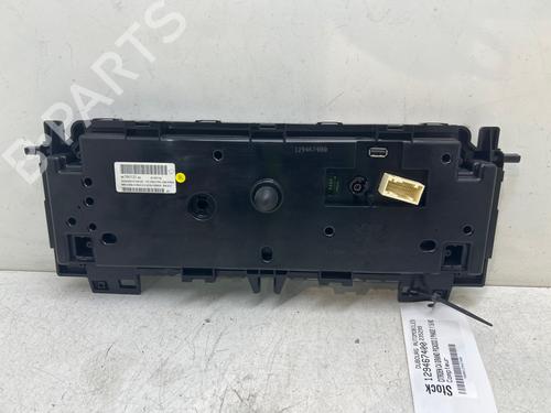 instrument-cluster-citroen-c4-grand-picasso-ii-da_-de_-2013-37694448 main image