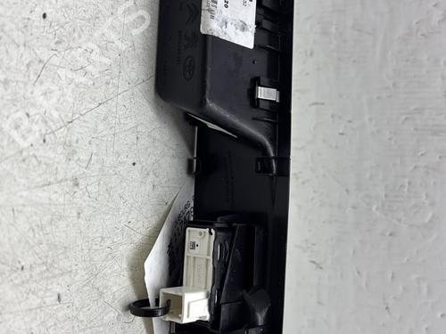 Right front window switch PEUGEOT EXPERT Van (V_) 2.0 BlueHDi 145 | BP30924605I26  - Image 5